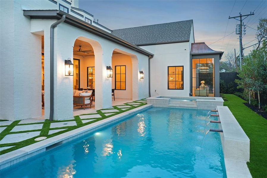 Exterior details and patio area of a home in , Dallas (Image 3).