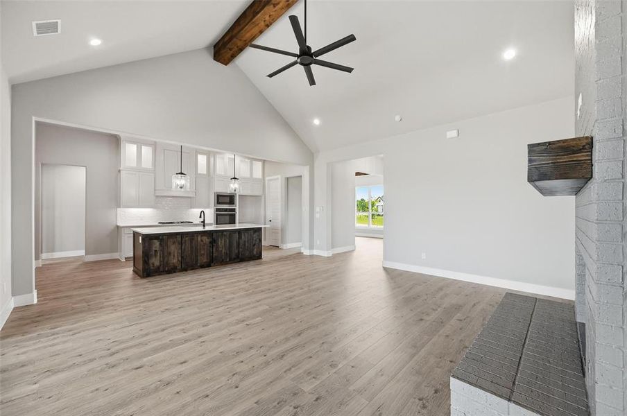 Spacious, unfurnished interior of a new home in Rocky Top Ranch, Reno (Image 22). Spacious, unfurnished interior of a new home in Rocky Top Ranch, Reno (Image 22).