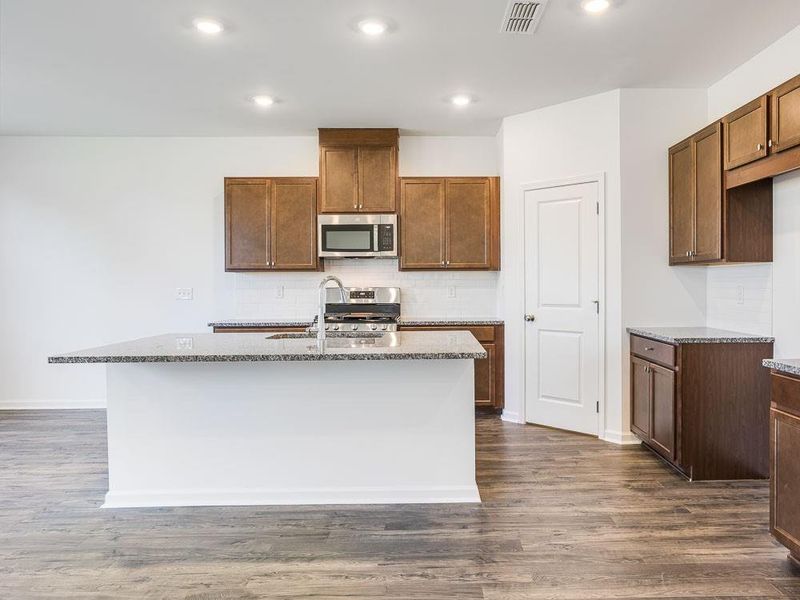 Furnished interior view inside a new home in Heritage River, Euharlee (Image 5). Furnished interior view inside a new home in Heritage River, Euharlee (Image 5).