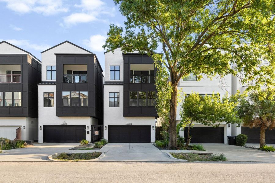 Image 34 of a home in . Image 34 of a home in .