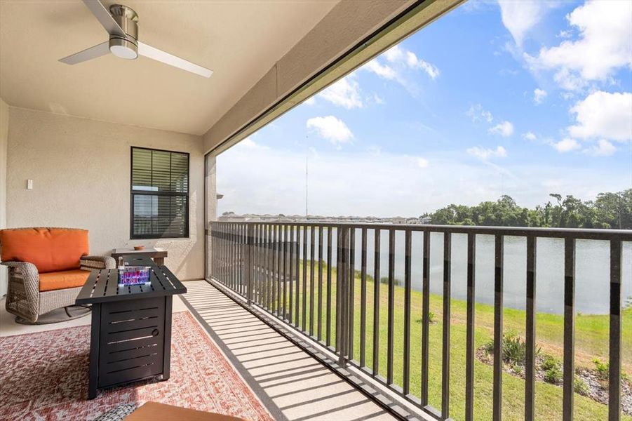 2nd Floor Screened Balcony