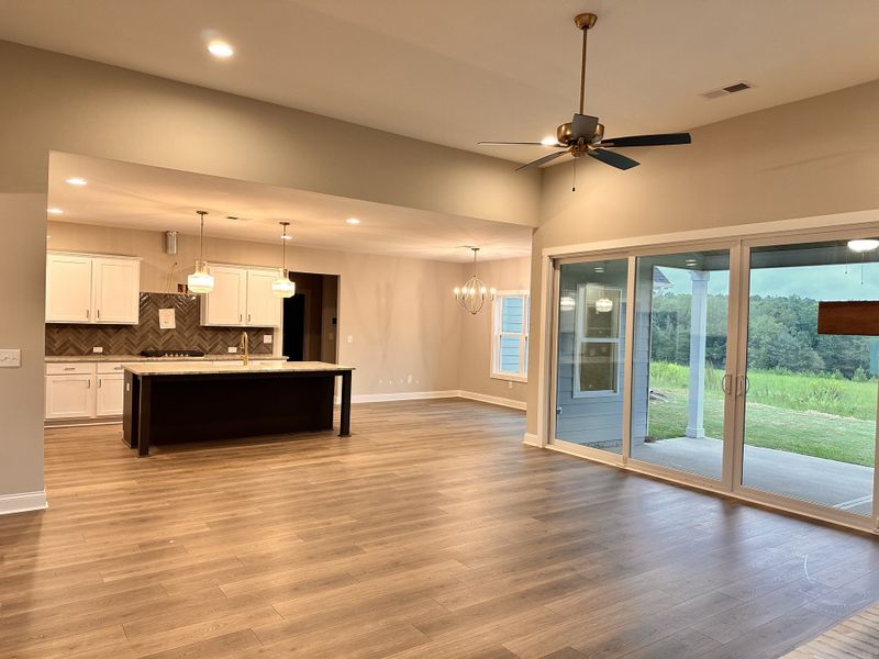 Spacious, unfurnished interior of a new home in The Reserve at Red Oaks, Carrollton (Image 33).