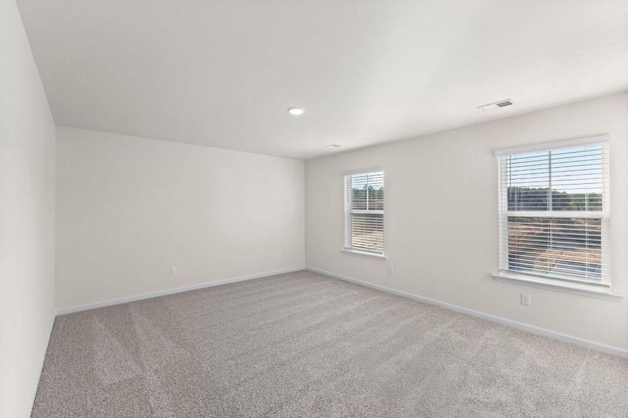 Spacious, unfurnished interior of a new home in The Grove, Florence (Image 22).