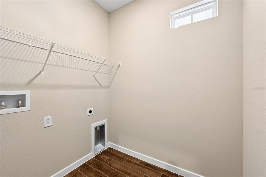 Spacious, unfurnished interior of a new home in Sabana Reserve, Ocala (Image 12). Spacious, unfurnished interior of a new home in Sabana Reserve, Ocala (Image 12).