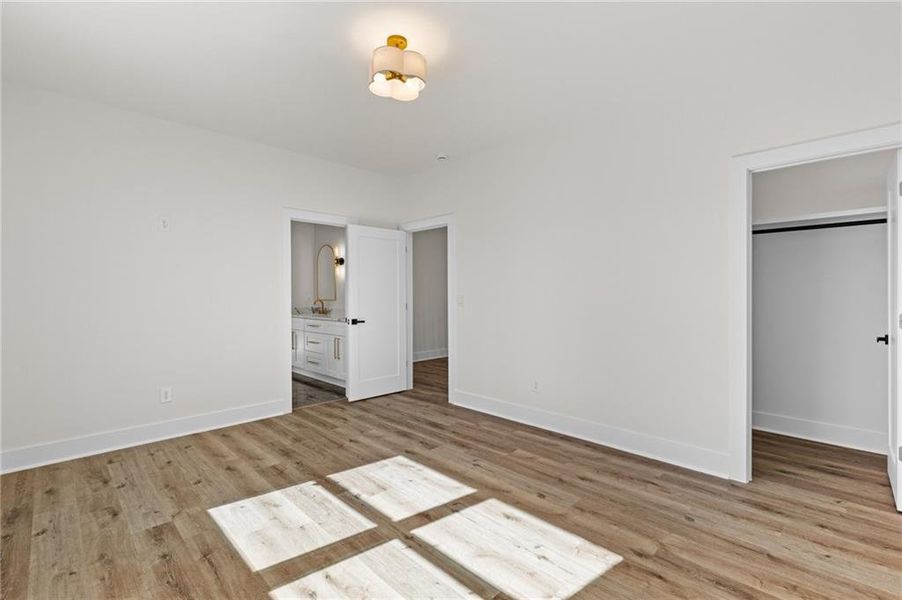 Spacious, unfurnished interior of a new home in , Maysville (Image 34).