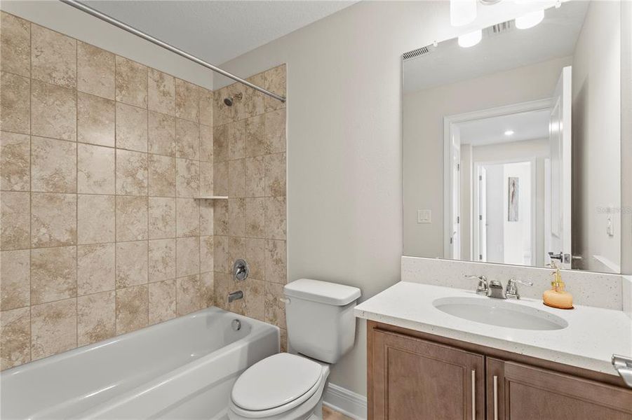 Furnished interior view inside a new home in , St. Petersburg (Image 37).