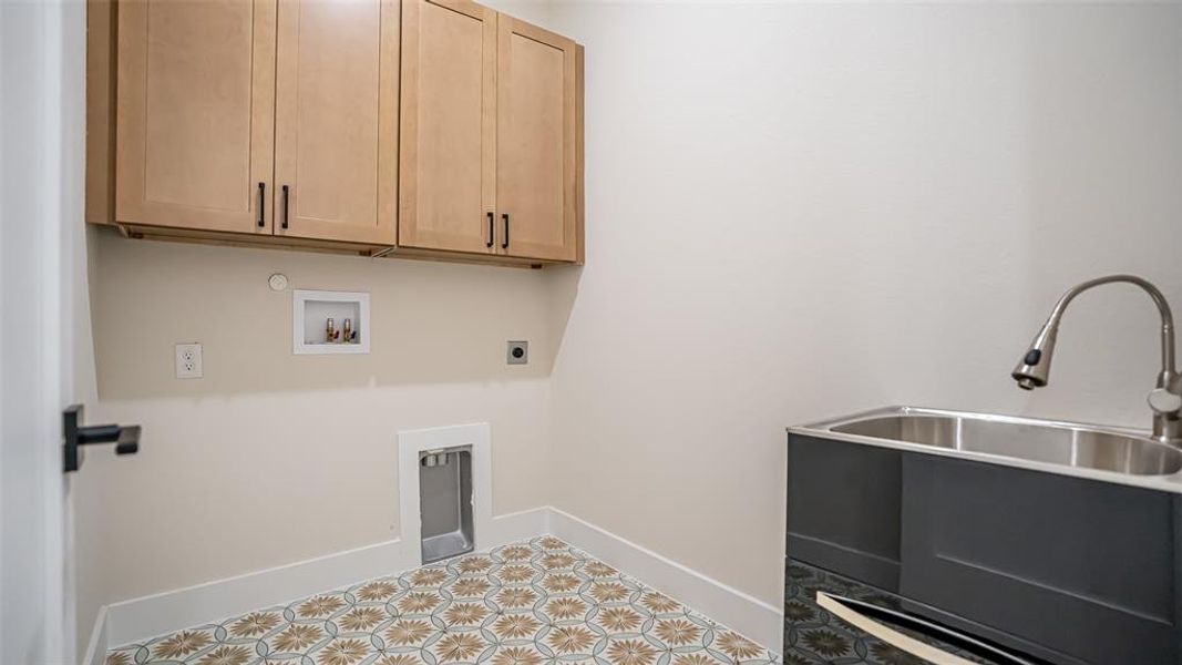 Image 33 of a home in .