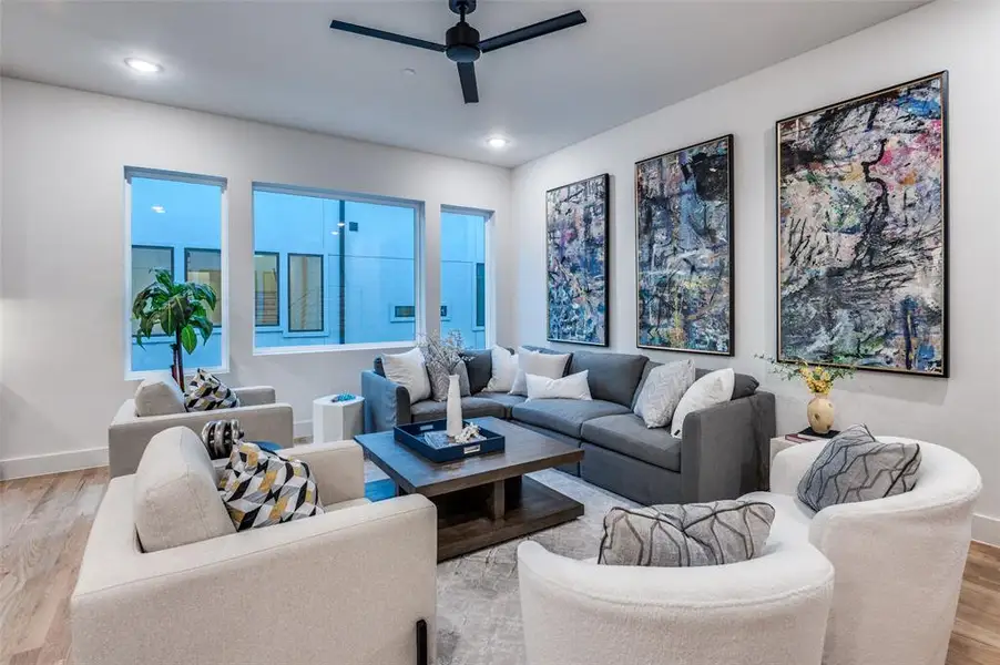 Furnished interior view inside a new home in , Dallas (Image 10).