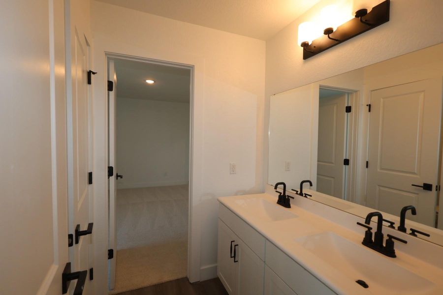Bedroom 2/3 bath - still under construction! Bedroom 2/3 bath - still under construction!