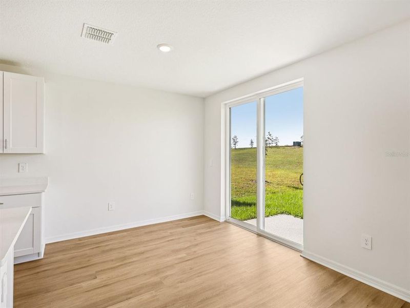 Spacious, unfurnished interior of a new home in The Reserve at Van Oaks, Auburndale (Image 15).