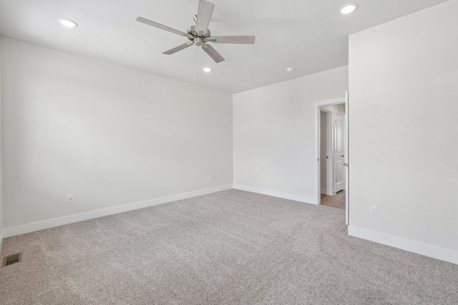Spacious, unfurnished interior of a new home in Pony Park, Colorado Springs (Image 32). Spacious, unfurnished interior of a new home in Pony Park, Colorado Springs (Image 32).