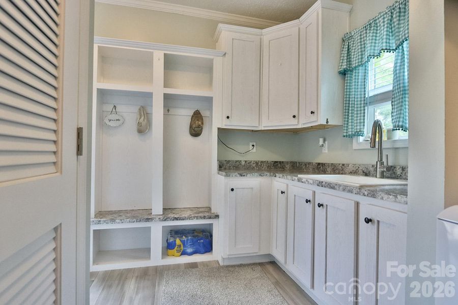 Furnished interior view inside a new home in , Shelby (Image 12).
