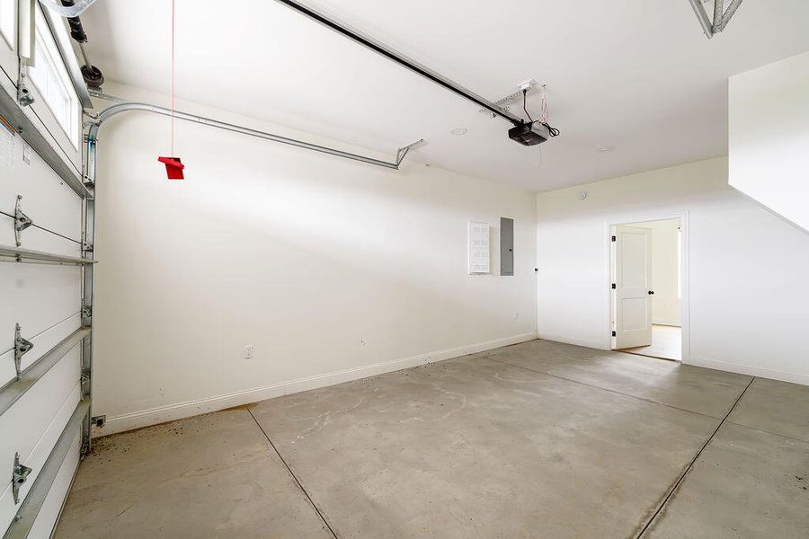 Spacious, unfurnished interior of a new home in , Georgetown (Image 20).