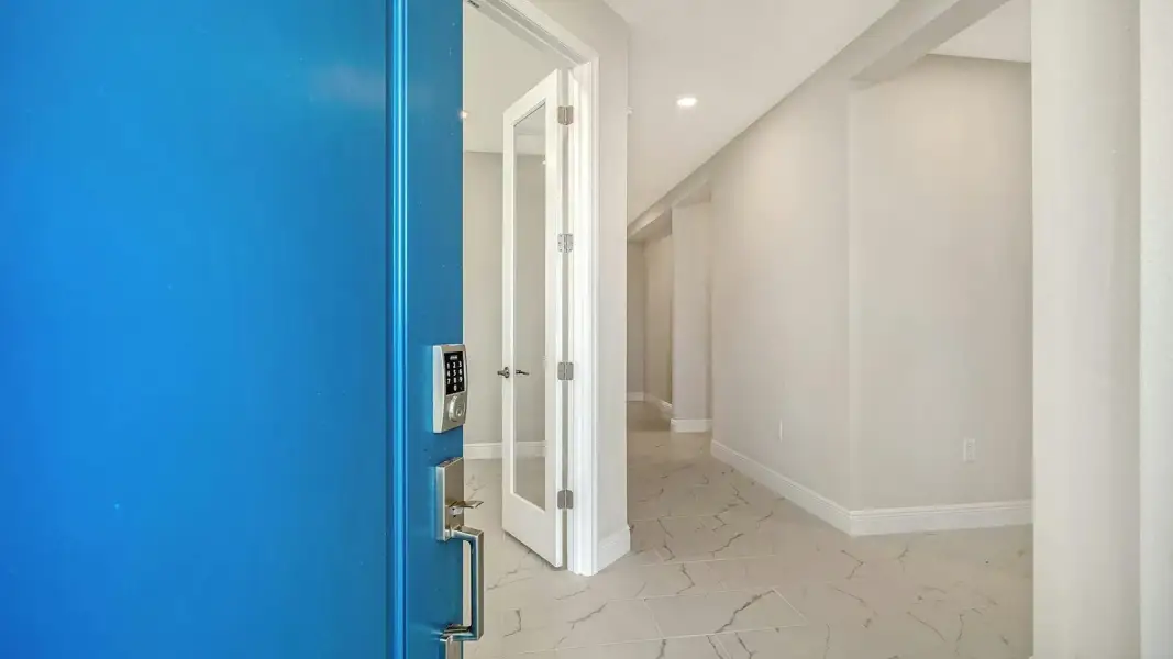 Spacious, unfurnished interior of a new home in Windward Real Estate and Homes for Sale in Sarasota, FL - Neal Communities, Sarasota (Image 22). Spacious, unfurnished interior of a new home in Windward Real Estate and Homes for Sale in Sarasota, FL - Neal Communities, Sarasota (Image 22).