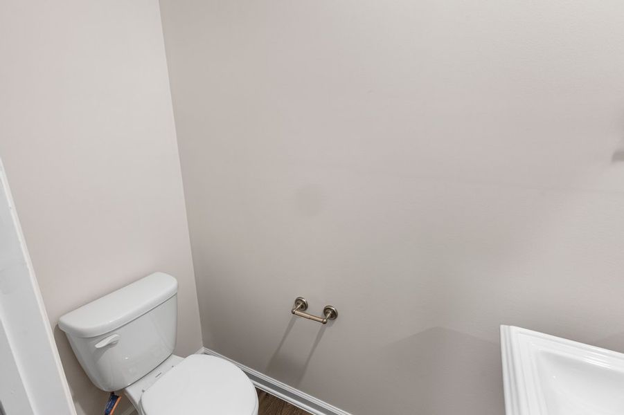 Image 28 of a home in Hitchcock Preserve 43'.