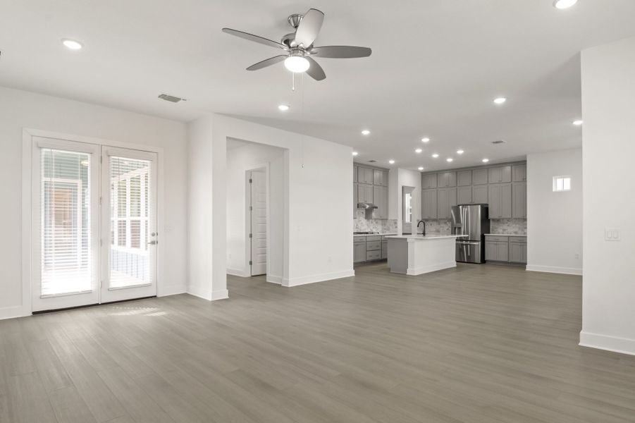 Spacious, unfurnished interior of a new home in Easton Park, Austin (Image 17).