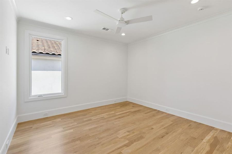 Spacious, unfurnished interior of a new home in , University Park (Image 22).
