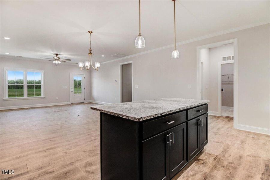 16-283 Paul Hare Rd-16