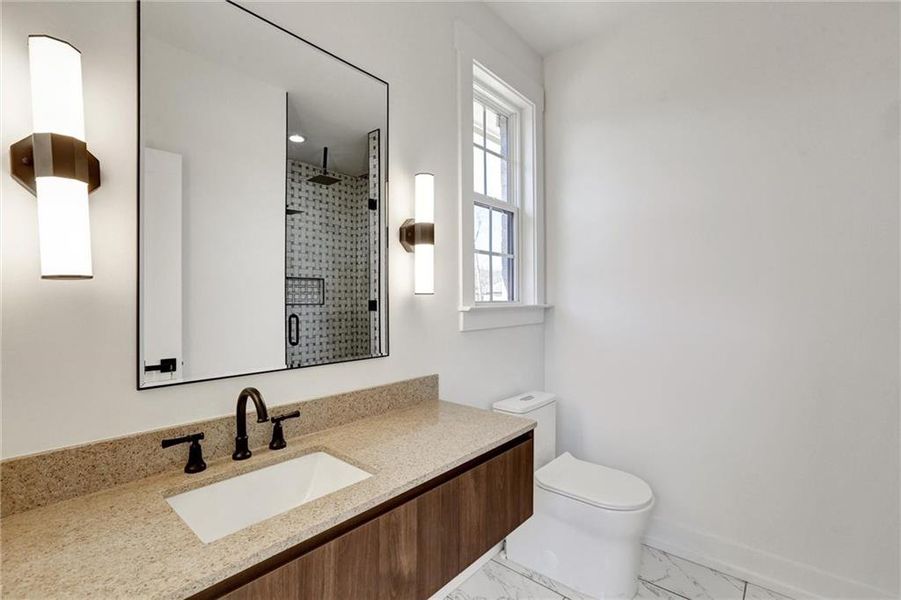 Furnished interior view inside a new home in , Gainesville (Image 17).