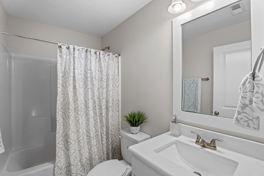 Representative furnished interior of a home built from the Scout by Bill Clark Homes in Sidbury Landing, Wilmington (Image 53).