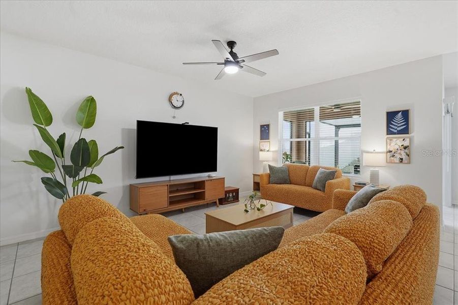 Furnished interior view inside a new home in Eden Hills, Lake Alfred (Image 6).