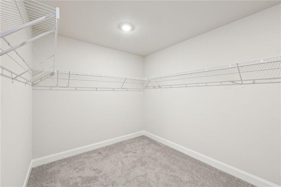 Spacious, unfurnished interior of a new home in River Pointe, Monroe (Image 23).