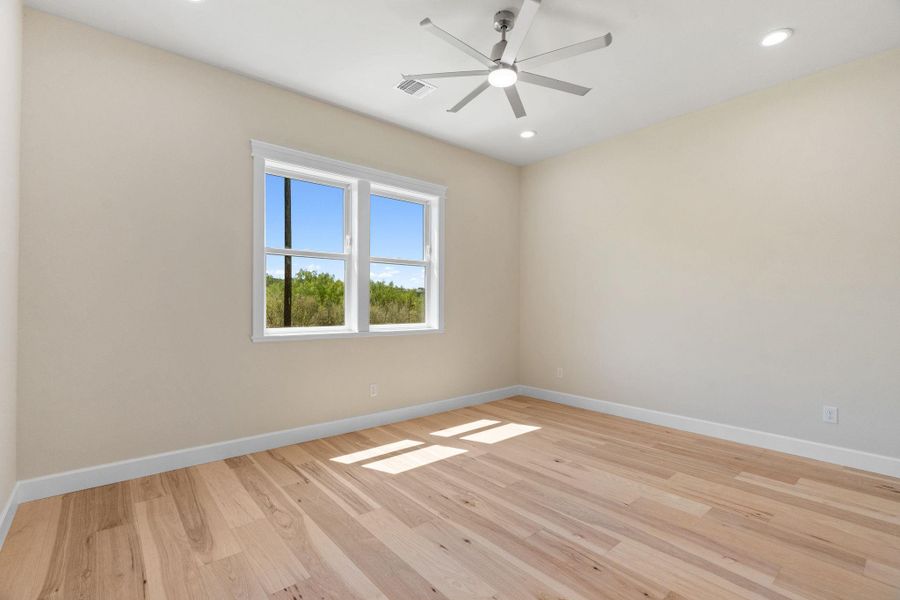 Spacious, unfurnished interior of a new home in , Horseshoe Bay (Image 19). Spacious, unfurnished interior of a new home in , Horseshoe Bay (Image 19).