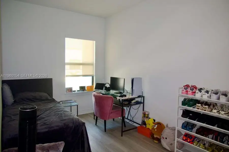 Furnished interior view inside a new home in , Plantation (Image 3).