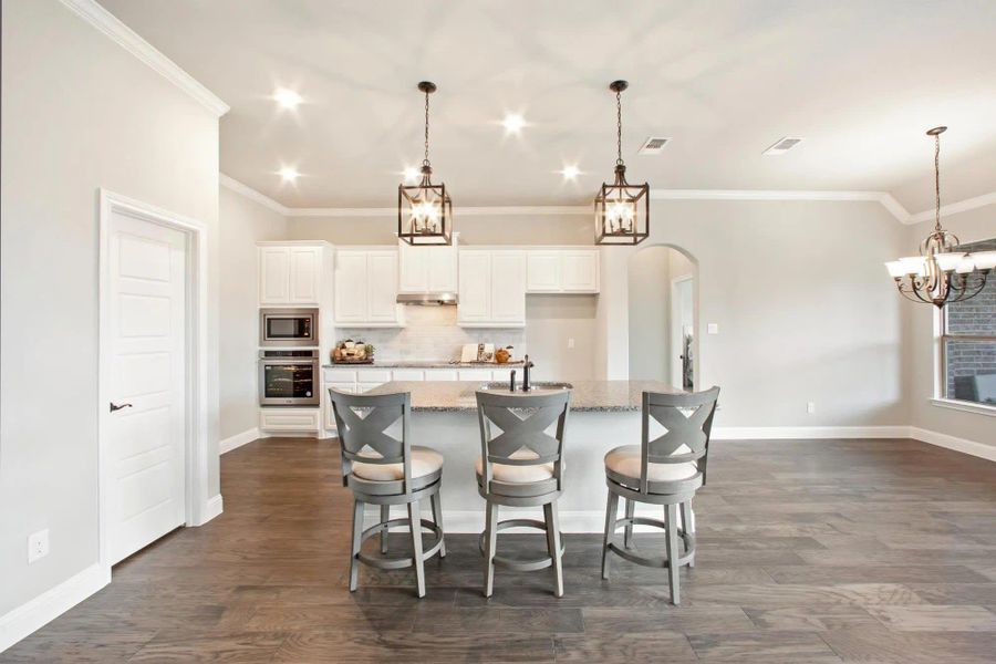 Kitchen | Concept 2555 at Massey Meadows in Midlothian, TX by Landsea Homes