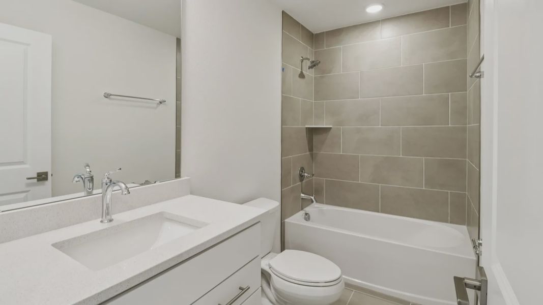 Furnished interior view inside a new home in Cyrene at Harmony, St. Cloud (Image 24).