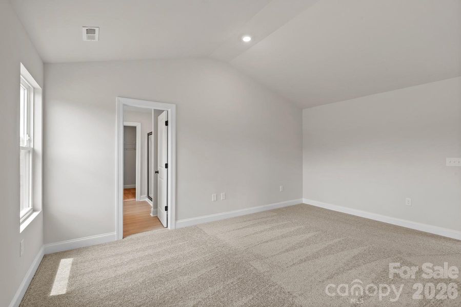 Spacious, unfurnished interior of a new home in Stagecoach Station, Gastonia (Image 8). Spacious, unfurnished interior of a new home in Stagecoach Station, Gastonia (Image 8).