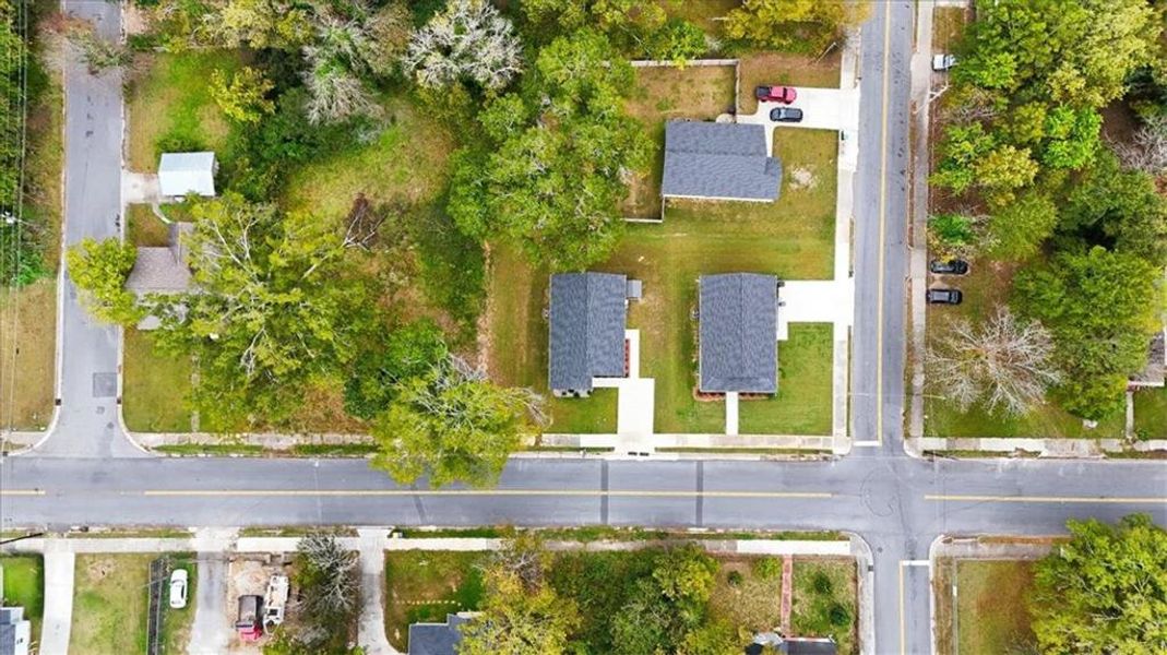 Image 36 of a home in .