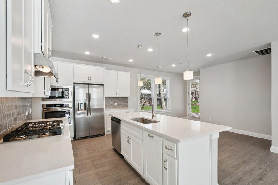 Beautiful details in Open Concept Kitchen