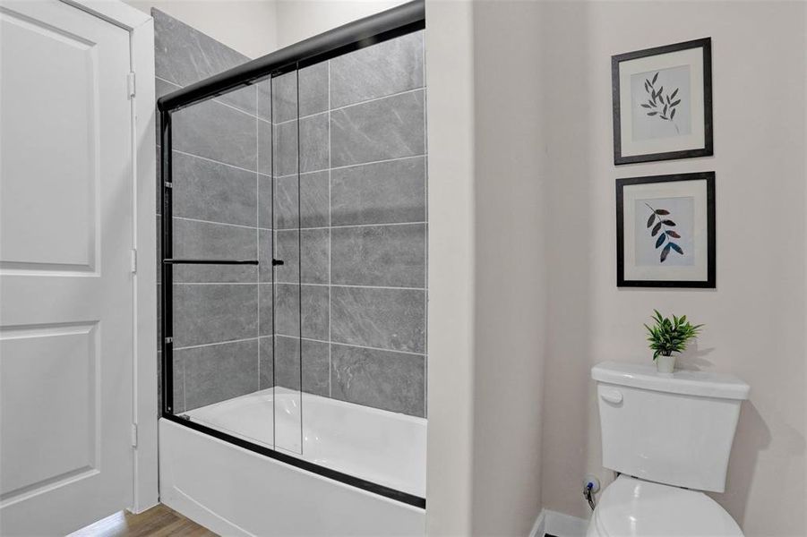 Image 25 of a home in .