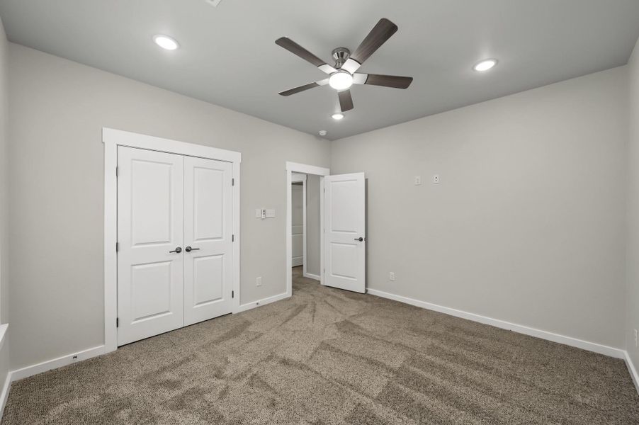 Spacious, unfurnished interior of a new home in , Conroe (Image 31). Spacious, unfurnished interior of a new home in , Conroe (Image 31).