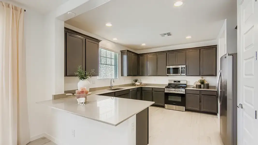 2020 Windsor Kitchen 1of4 F1 Base3
