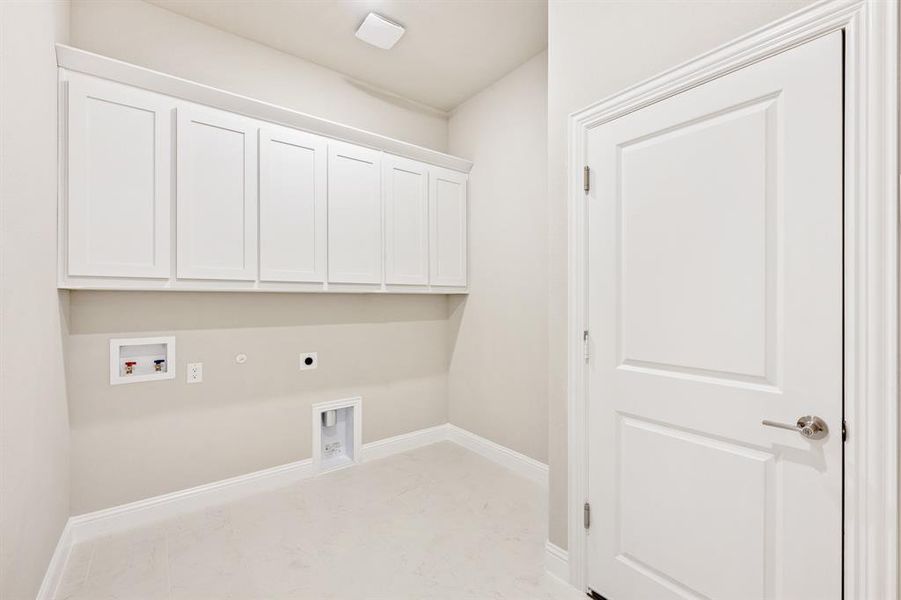 Spacious, unfurnished interior of a new home in Grace Park, Bedford (Image 26).