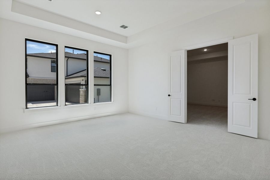 Spacious, unfurnished interior of a new home in Hilltop Ranch, Leander (Image 29). Spacious, unfurnished interior of a new home in Hilltop Ranch, Leander (Image 29).