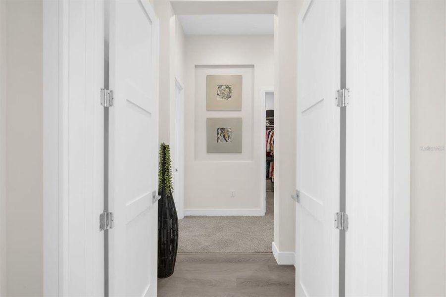 Spacious, unfurnished interior of a new home in , Port Charlotte (Image 19).