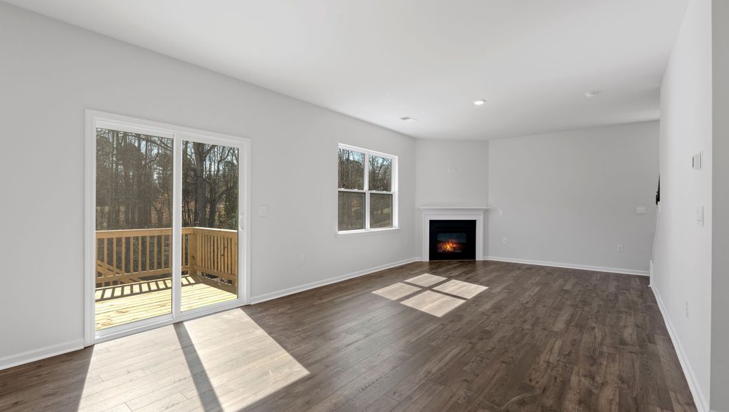 Spacious, unfurnished interior of a new home in Spring Ridge, Anderson (Image 22).