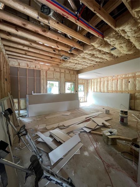 Spacious family room, perfect for gatherings.