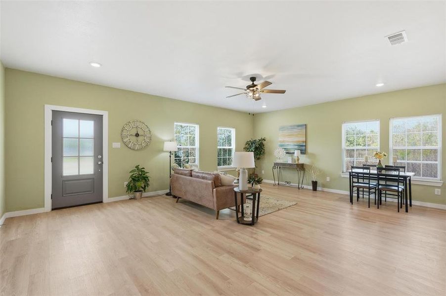 Furnished interior view inside a new home in , Gun Barrel City (Image 5).
