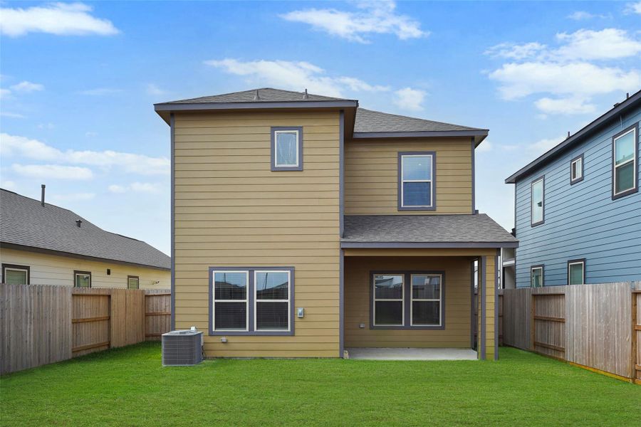 Exterior details and patio area of a home in Glendale Lakes, Arcola (Image 24).