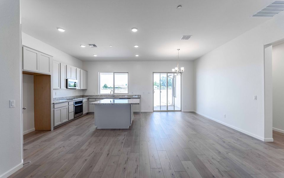 Spacious, unfurnished interior of a new home in Heritage Pointe, Chino Valley (Image 12). Spacious, unfurnished interior of a new home in Heritage Pointe, Chino Valley (Image 12).