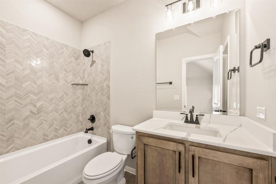 Furnished interior view inside a new home in Devonshire Classic 60-65, Forney (Image 4). Furnished interior view inside a new home in Devonshire Classic 60-65, Forney (Image 4).