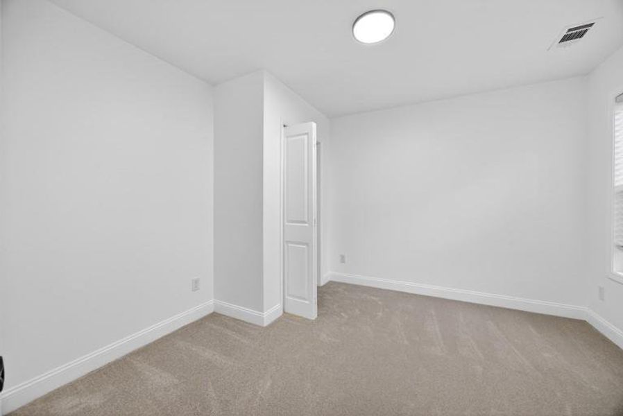 Spacious, unfurnished interior of a new home in , Atlanta (Image 24). Spacious, unfurnished interior of a new home in , Atlanta (Image 24).