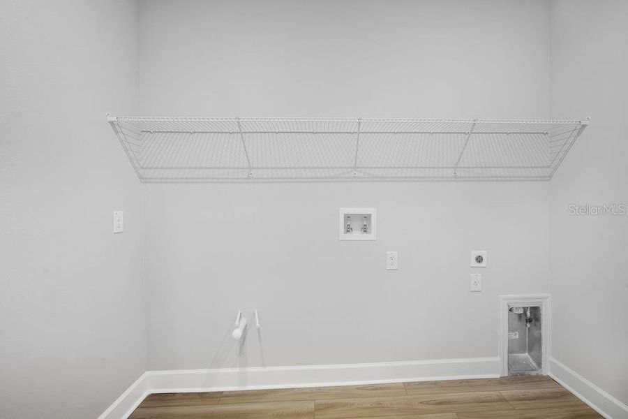 Spacious, unfurnished interior of a new home in Hammock at Two Rivers, Zephyrhills (Image 24).