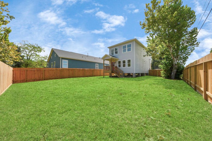 Exterior details and patio area of a home in , Alvin (Image 21). Exterior details and patio area of a home in , Alvin (Image 21).