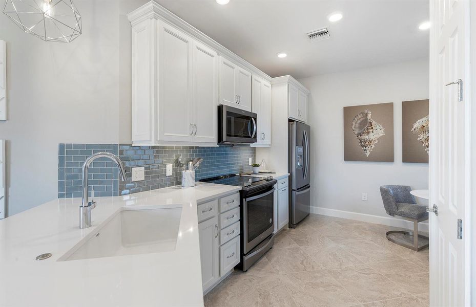 SFL-DWN-Cascadia-Kitchen 3_web SFL-DWN-Cascadia-Kitchen 3_web