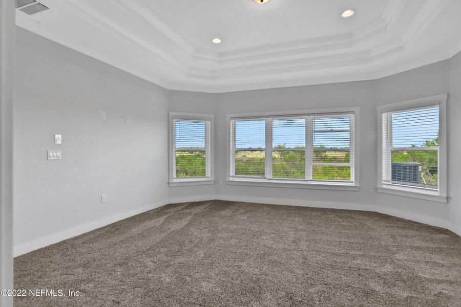 Spacious, unfurnished interior of a new home in TrailMark, St. Augustine (Image 33).
